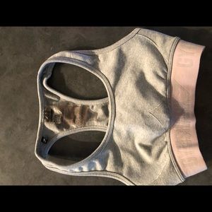 Women’s sports bra Gymshark size small